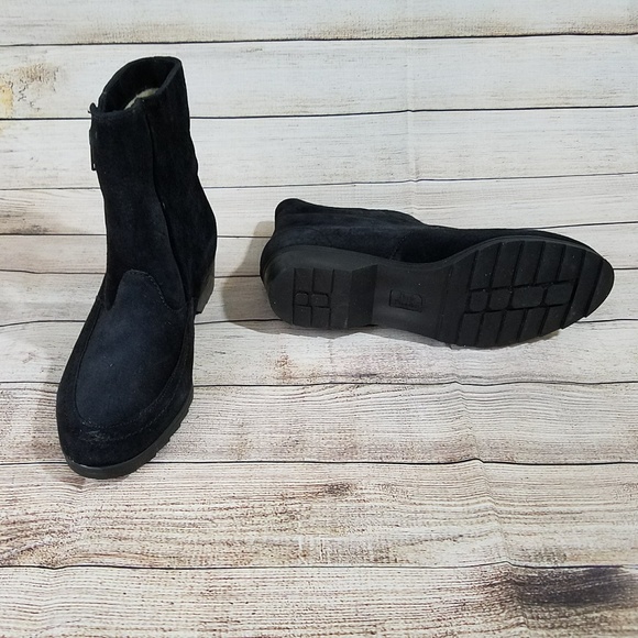HUSH PUPPIES Black Suede Sherpa Lined Ankle Boots - Picture 1 of 8